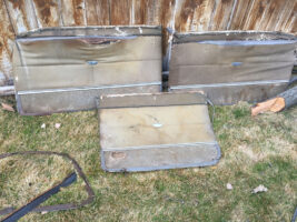 Door Panels: delivered inside the trunk but all accounted for